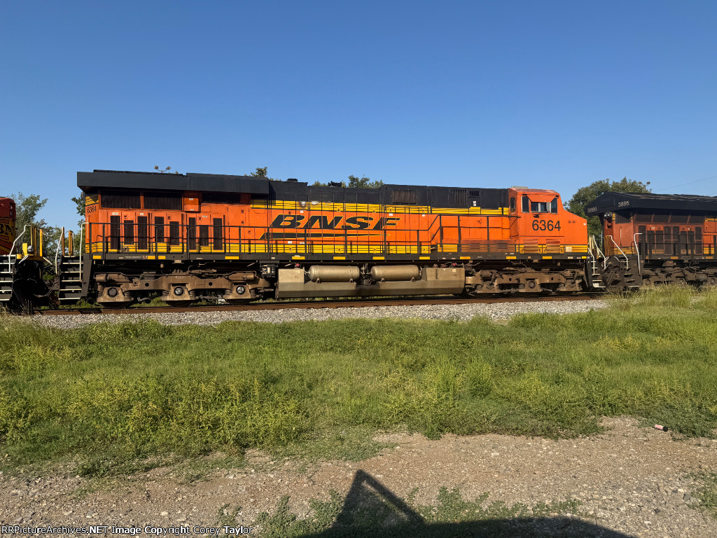 BNSF 6364